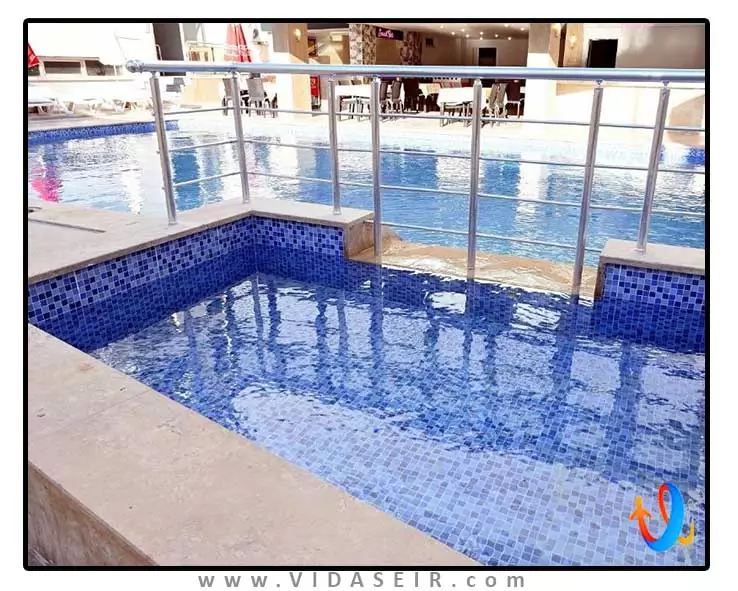 روکس رویال کوش آداسی